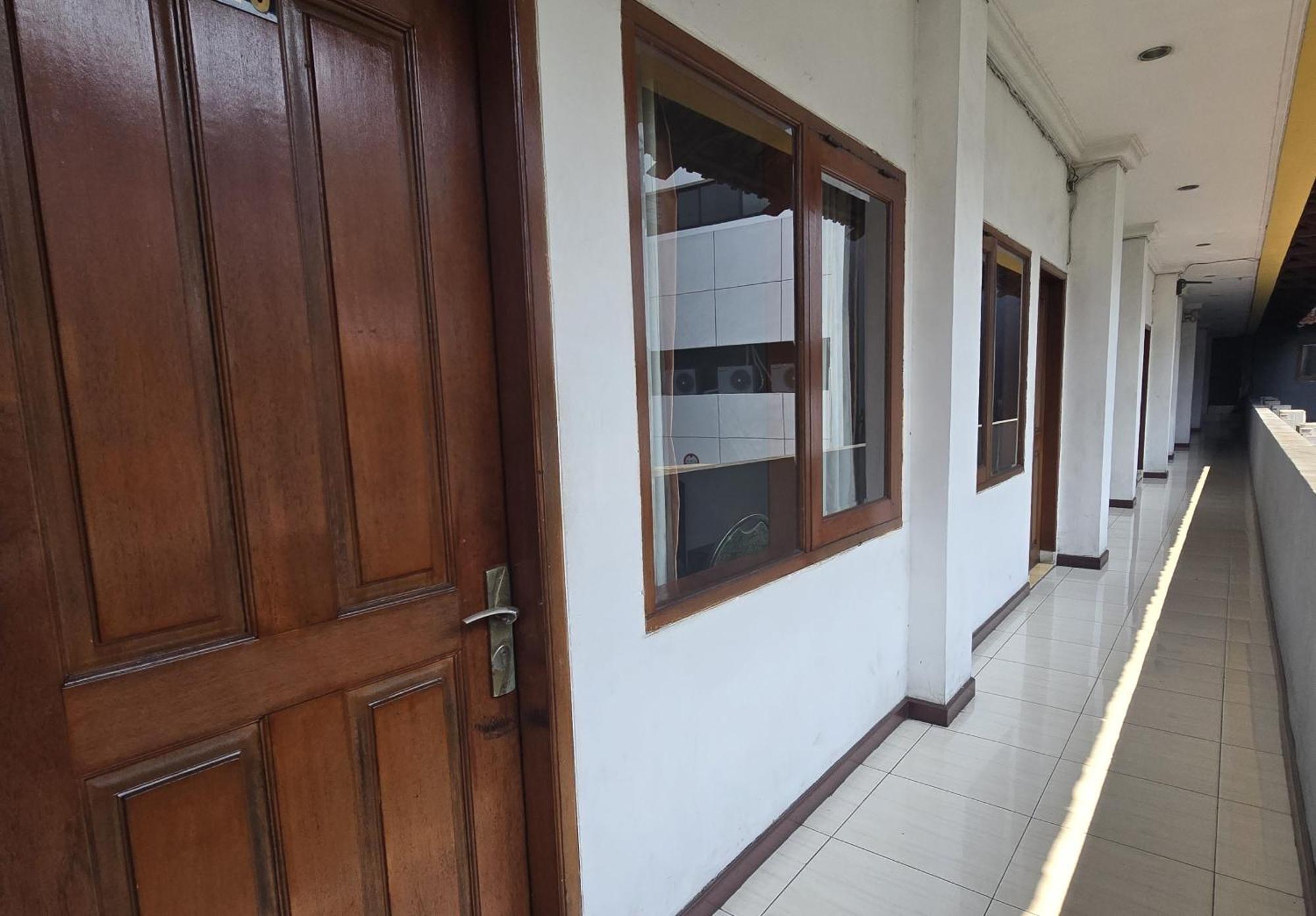 Hotel Maxim Kwitang Jakarta Exteriör bild