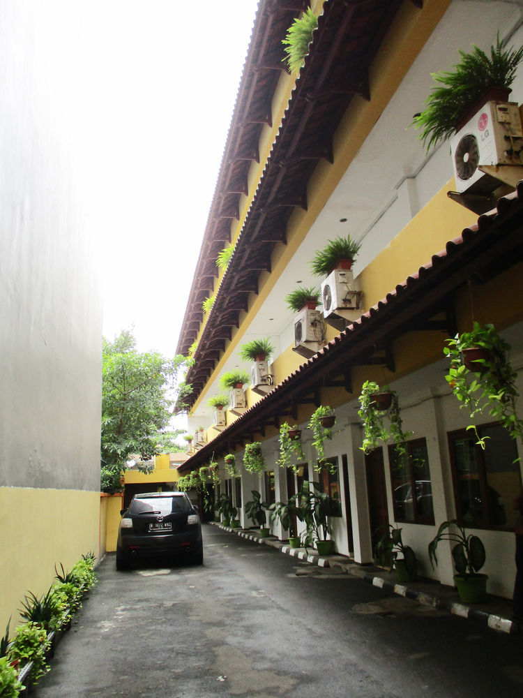 Hotel Maxim Kwitang Jakarta Exteriör bild