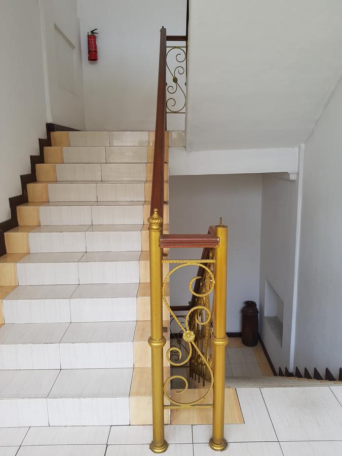 Hotel Maxim Kwitang Jakarta Exteriör bild